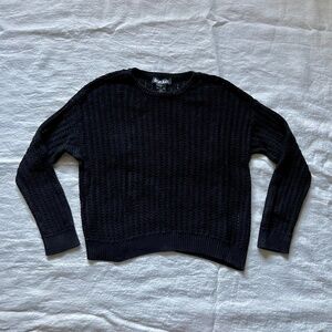 DKNY Jeans Women's Black Cropped Knit Sweater Long Sleeve Loose Knit Crew Neck